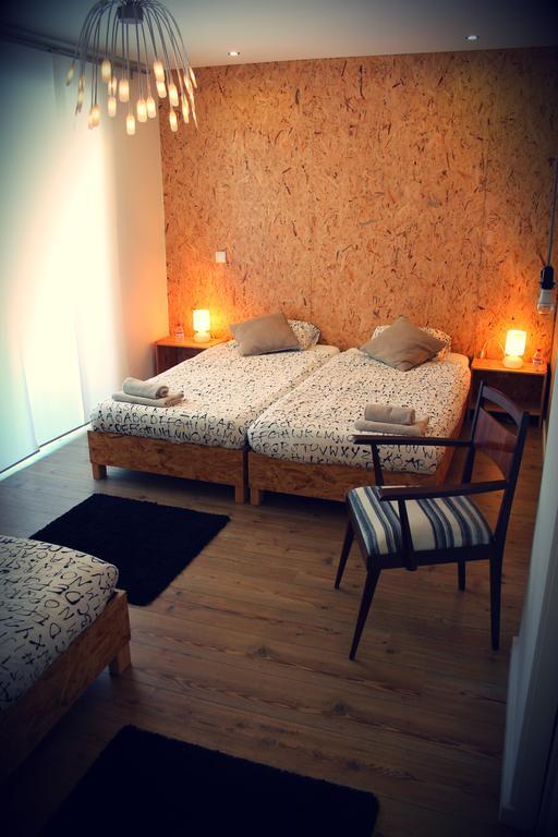 Nineteen Studios Peniche Room photo